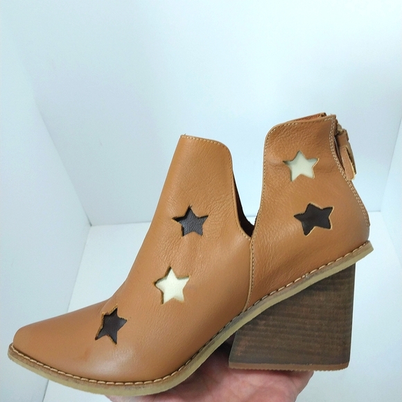 Silvia Cobos Star Western Boots, NEW, Size 9 - Picture 6 of 10